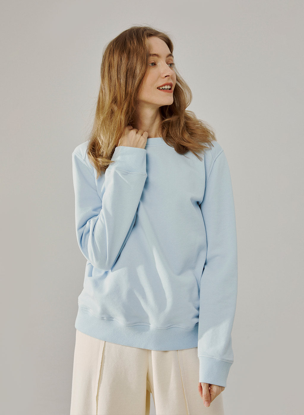 Crewneck Pullover