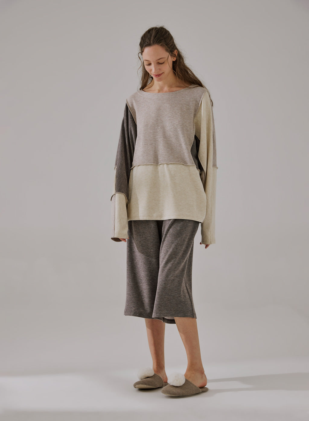 Loose Cropped Pants