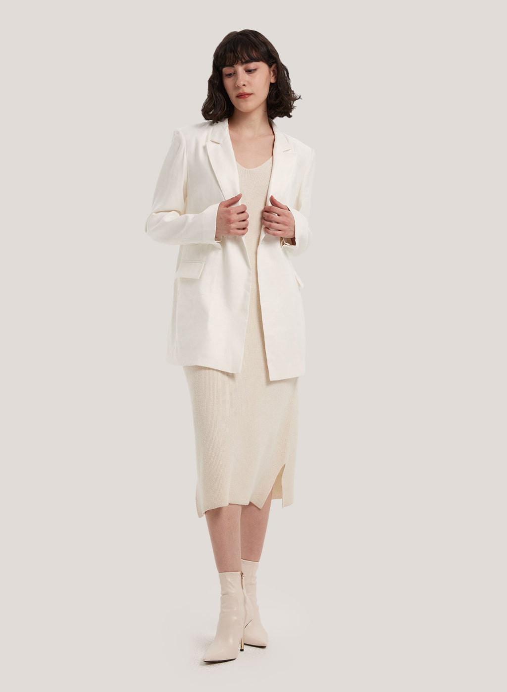 Tailored Linen-Blend Blazer